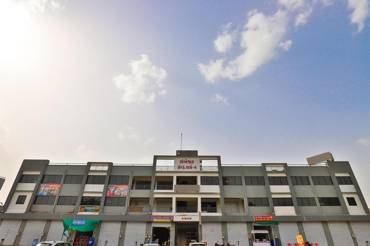Oyo-15417红玫瑰酒店 Watuwa 外观 照片